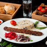 Adana Kebab am Spieß