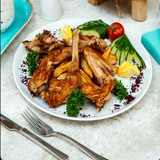 Gegrillte Hähnchen-Koteletts