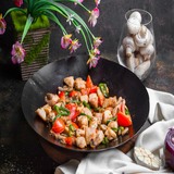 Hähnchenfleisch aus der Pfanne