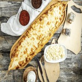 Peynirli Pide